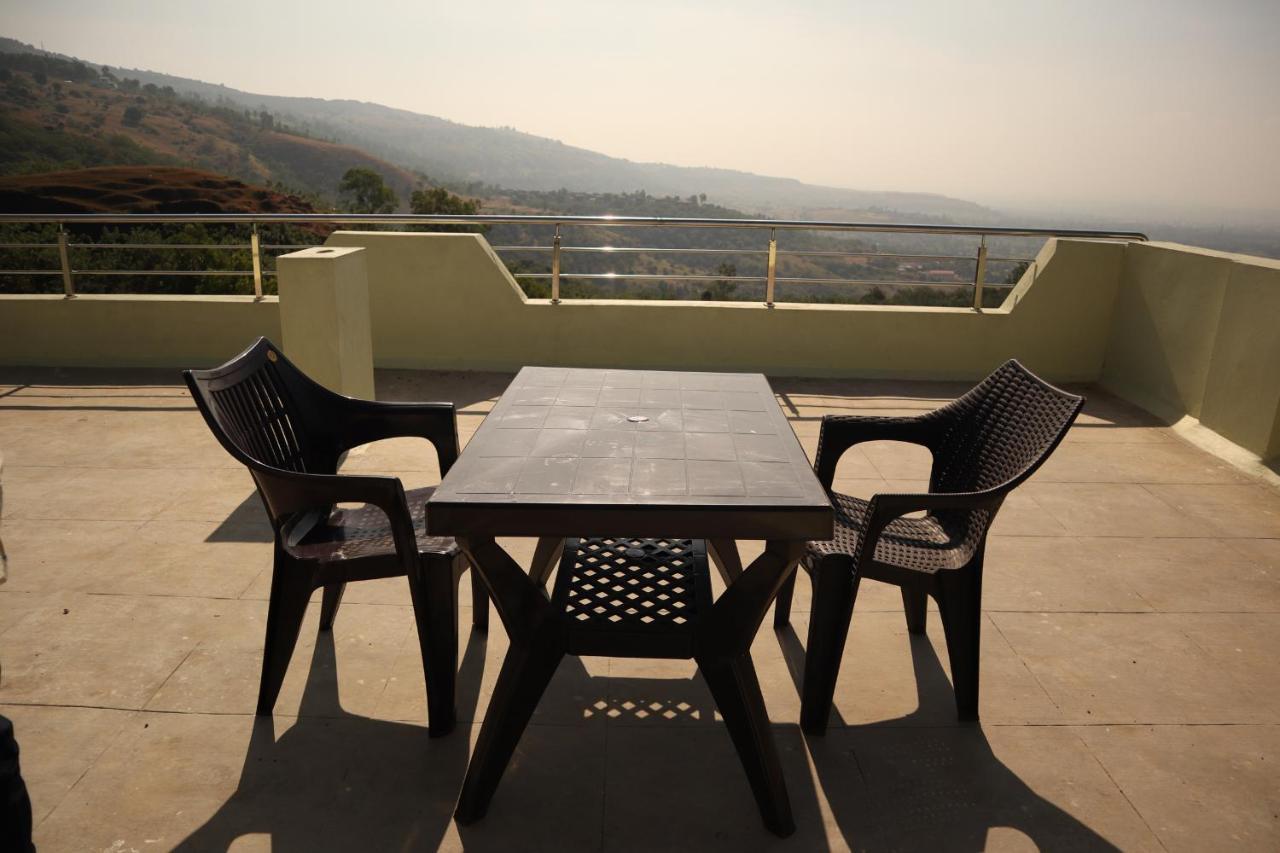 Anand Valley Hotel Panhāla Extérieur photo