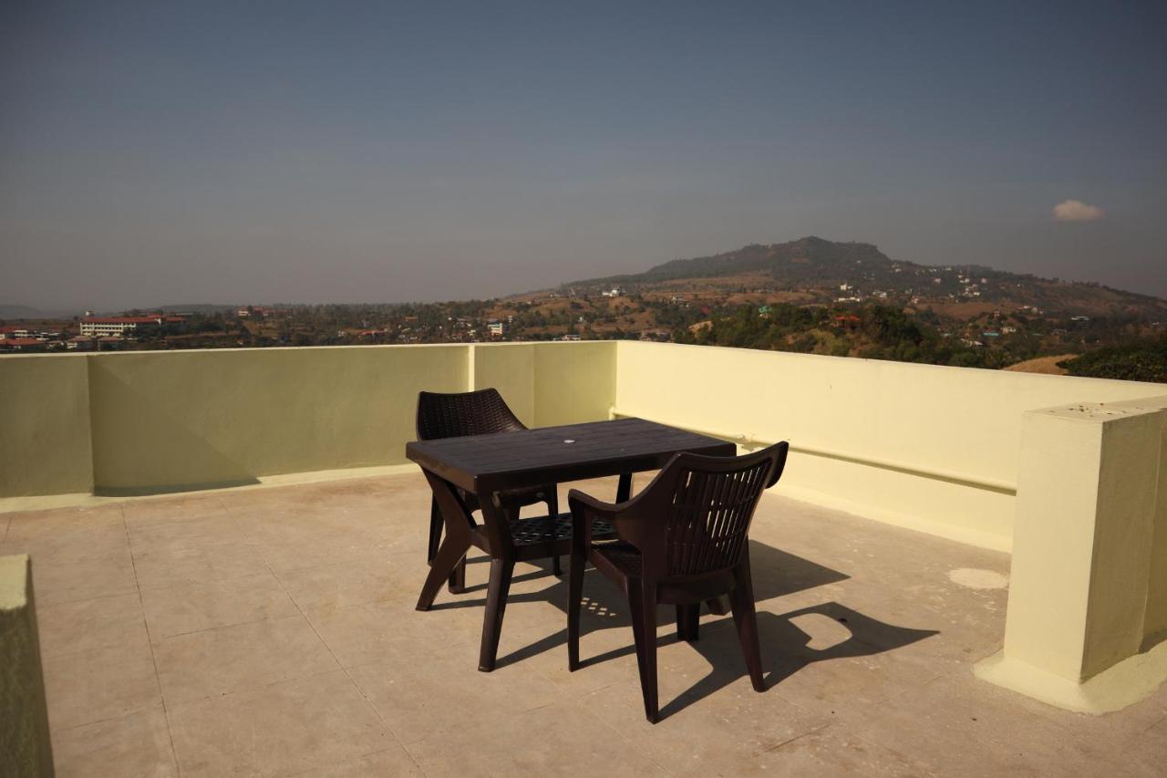 Anand Valley Hotel Panhāla Extérieur photo