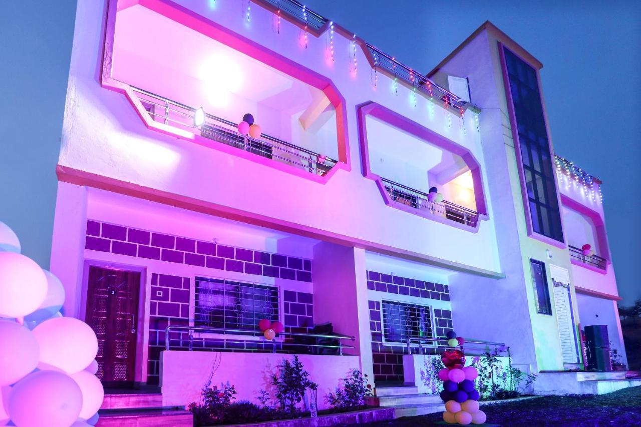 Anand Valley Hotel Panhāla Extérieur photo